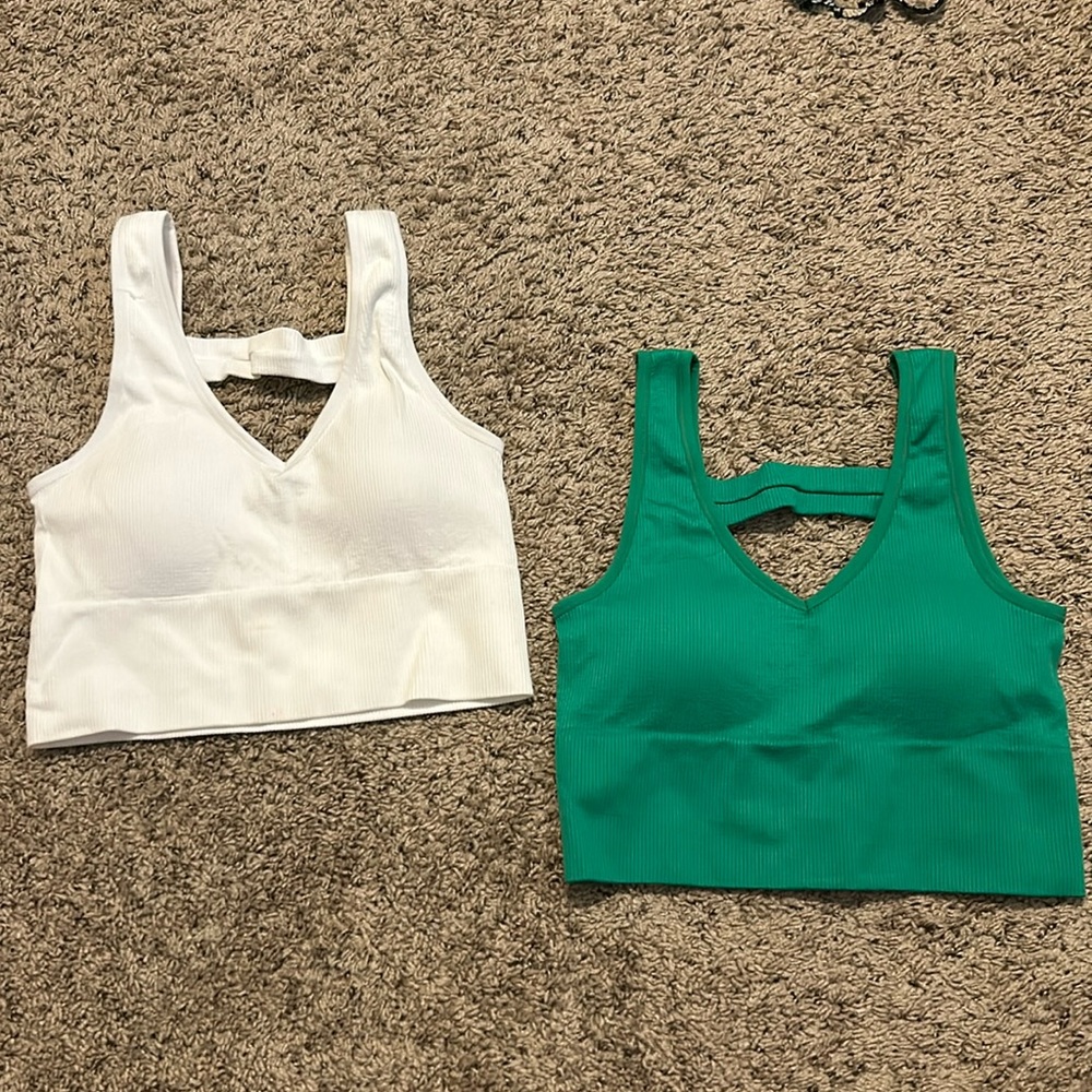 green + white 90 degree tanks